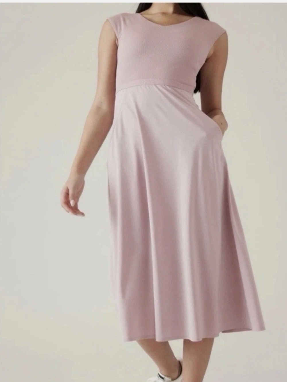 Women's Sleeveless Midi Dress in Blush Pink